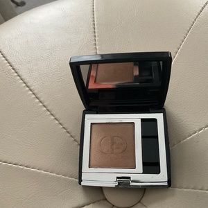 Dior single eyeshadow in the color tulle